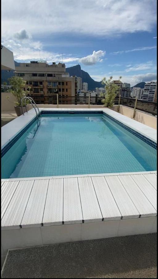 Apto Com Vista Mar, Piscina, Sauna, Academia E Servicos De Limpeza * Río de Janeiro